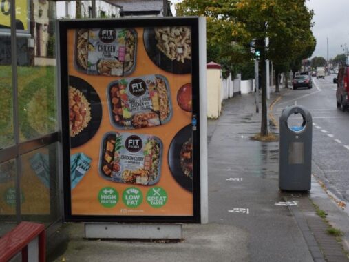 fitfoods-bus-shelter-01